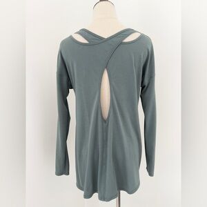 Lululemon Teal Long Sleeve Top, 4 (small)